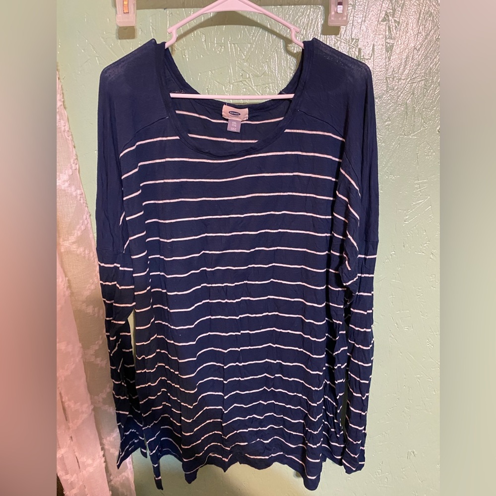 Old navy long sleeve xxl